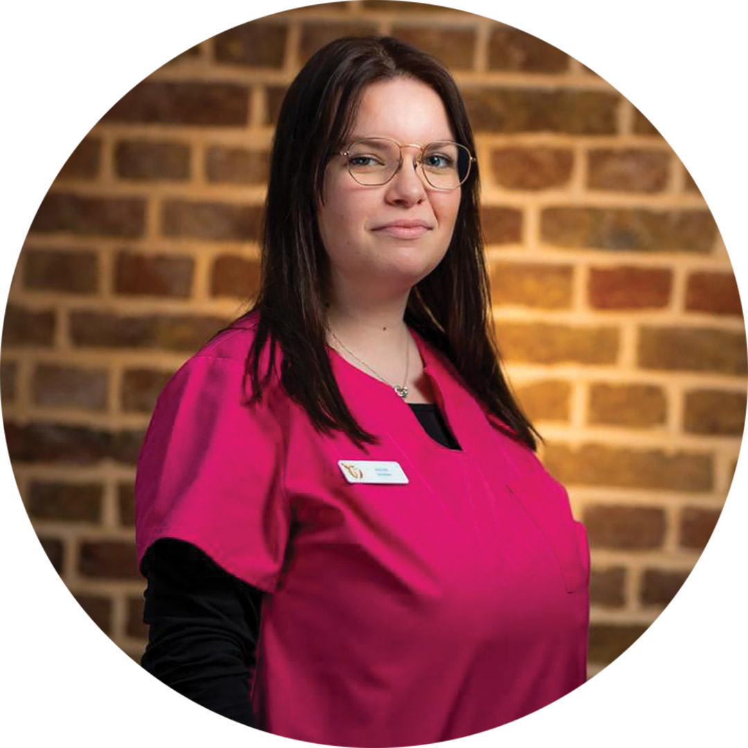 Adeline : Moste.FR | Centre de formation en orthodontie - Amiens Adeline : Moste.FR | Centre de formation en orthodontie - Amiens